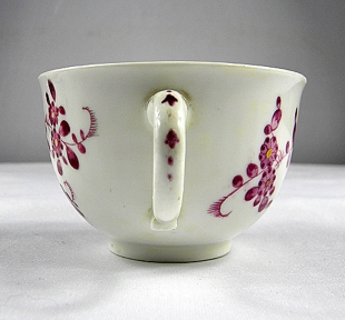 Tasse & Untertasse Meissener Porzellan mit Bl�ten Motiv 1815