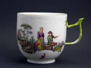 Meissener Porzellan Tasse und Untertasse mit Teniers Szenen 1815