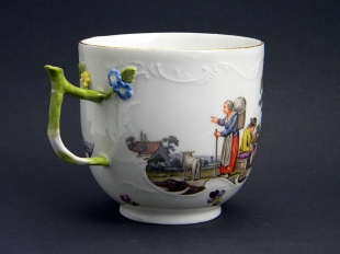 Meissener Porzellan Tasse und Untertasse mit Teniers Szenen 1815