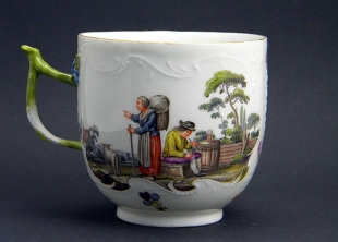 Meissener Porzellan Tasse und Untertasse mit Teniers Szenen 1815
