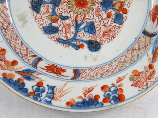 5 Teller Imari Porzellan Anfang 18. Jh.